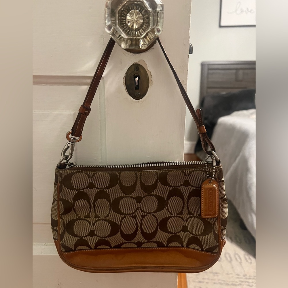Brown mini vintage coach bag
